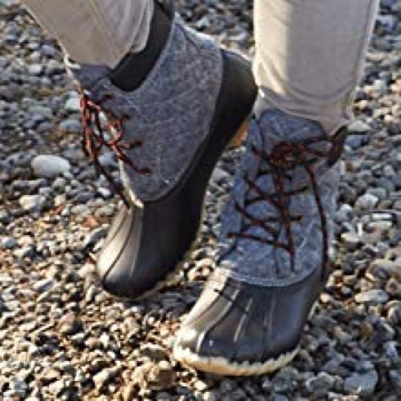 🆕 Western Chief 2 Quilted Four Eye Duck Snow Boot - Picture 2 of 6